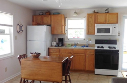 Cayuga Cabaña | Finger Lakes -Sunset Cottage en el hermoso lago Cayuga! -Azul