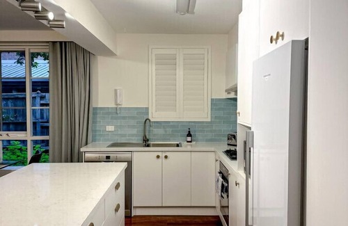 Malvern Apartamento | Chic Malvern Hideaway - Perfect for Study & Fun!