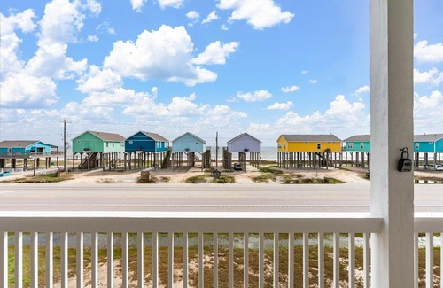 Port Bolivar Casa | Fins & Feathers home