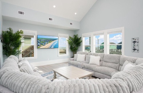 Port Bolivar Casa | Fins & Feathers home