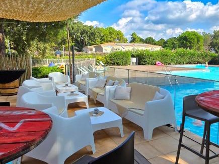 Lecci Apartamento | Fiori Di Cala Rossa, Établissement CARDOGA Piscine, Mer & Montagne