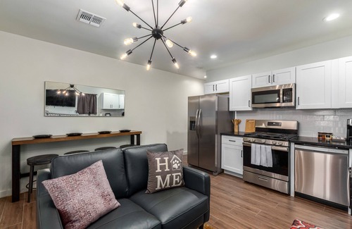 Governmental Mall Casa | Fire Element Cozy 2bed 1bath in Downtown Phx
