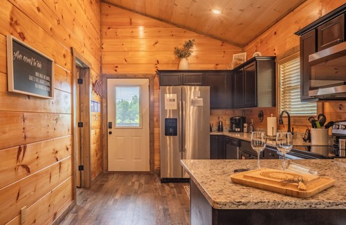 Sevierville Cabina | Fire Pit, 85° Indoor Pool, Hot Tub, Game Room