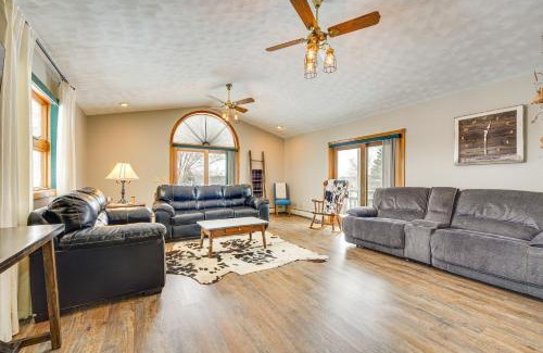 North East Casa | Fire Pit and Game Room North East Family Retreat!