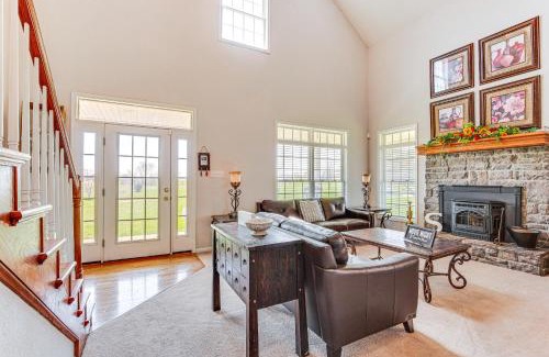 Warrensburg Casa | Fire Pit and Gazebo Rural Warrensburg Getaway!