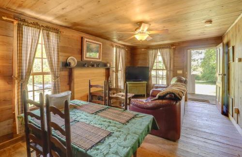 Vein Mountain Casa | Fire Pit and Hot Tub Dog-Friendly Marion Retreat