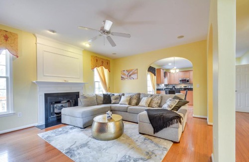 Holly Glen Casa | Fire Pit and Pool Access Quiet Holly Springs Home