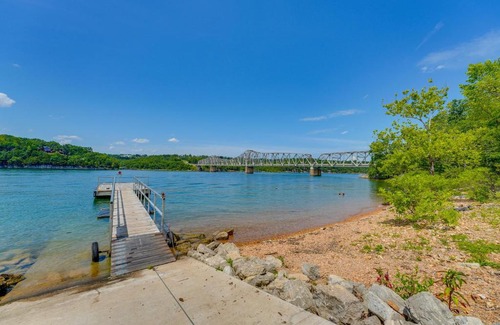 Shell Knob Casa | Fire Pit and Stunning Lake Views Shell Knob Home!