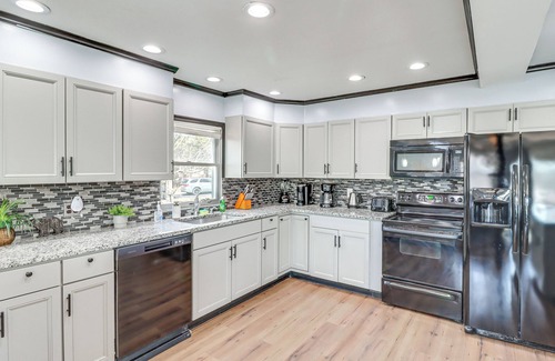 Long Pond Casa | Fire Pit + Game Room: Spacious Poconos Retreat!