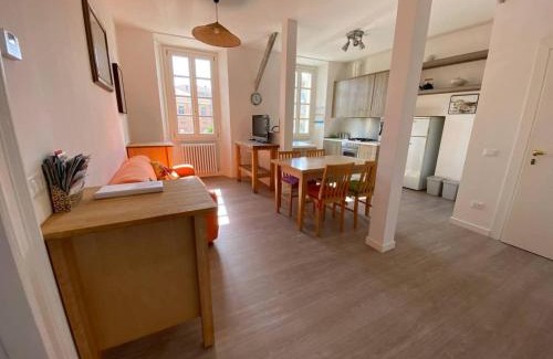 Arona Apartamento | FIREFLY BAY FLAT - cozy apartment a few steps from Lake Maggiore