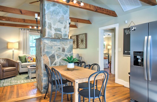 Asheville Cabina | Firefly Cottage | Pet-Friendly, Fire Pit, 8 Mins to DT AVL + Biltmore Pass