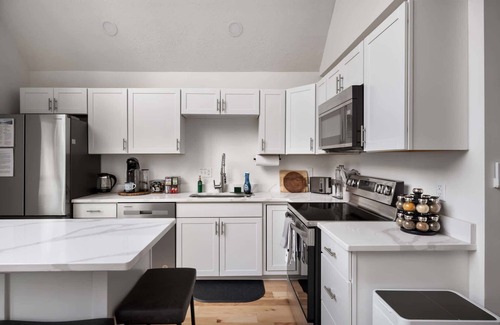 Mount Jackson Cabina | Fireplace, Grill, Games & Dogs near Bryce Resort