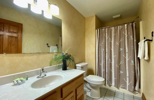 Logan Cabina | Fireside Lodge | Colinas Hocking
