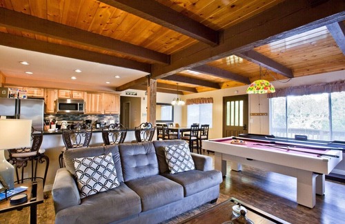 Blue Jay Cabina | Fireside Lodge - Walk to Village