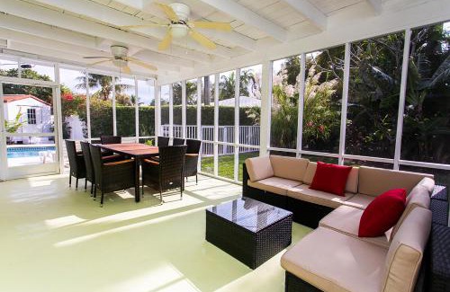 Downtown Hollywood Casa | First-Class 5BR Villa in Hollywood Lakes