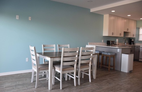 Lewes Condominio | First Floor Bay Front Condo
