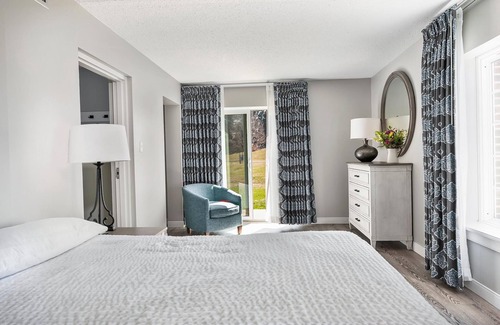 North East Casa | First Floor Bay View Deluxe Suite