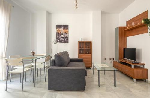 Cruz Roja-Capuchinos Apartamento | First floor close Macarena church