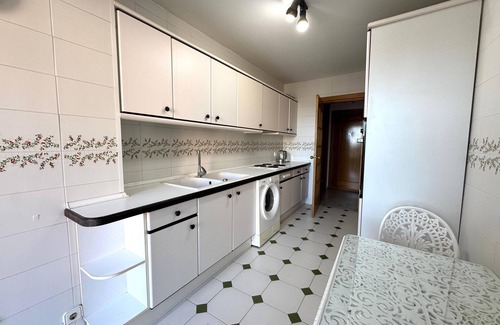 Carihuela Apartamento | EN PRIMERA LINEA DE PLAYA CON VISTAS Y GARAJE