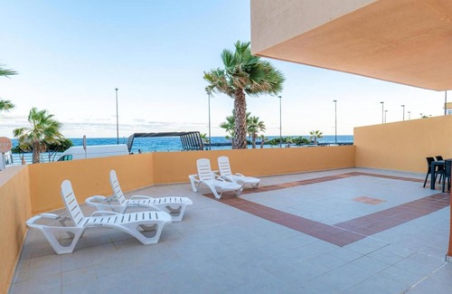 Puerto de Guimar Apartamento | First line apartment