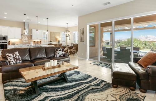 Palm Springs Casa | First Tee - Great Pool and Views Vacation Home!