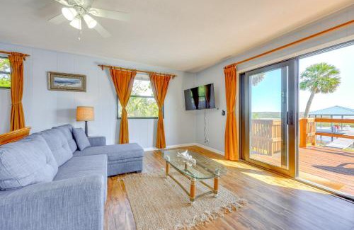 Arlington Casa | Fish and Bird Watch Waterfront Jacksonville Gem