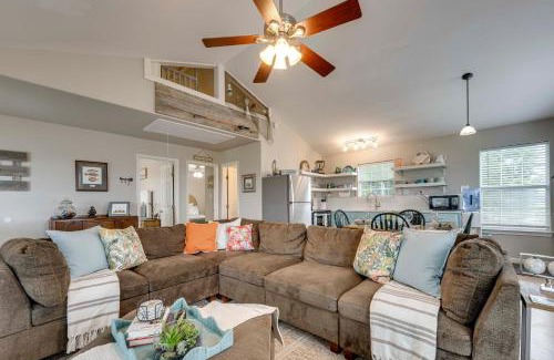 Long Mott Casa | Fish and Boat Home with Spacious Yard in Seadrift