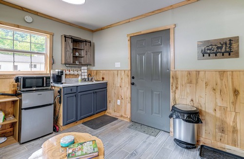 Glace Cabaña | Fish, Hike, Explore: Alleghany Cabin Hideaway