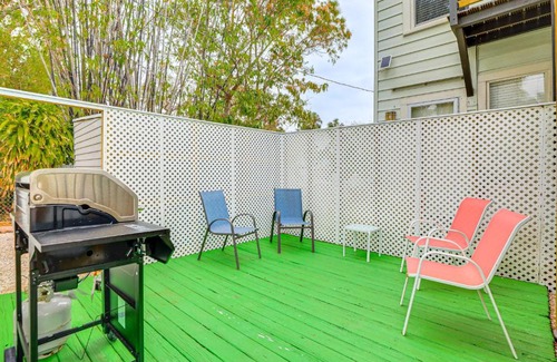 Palmetto Apartamento | Fish, Relax and Repeat Palmetto Unit with Patio!