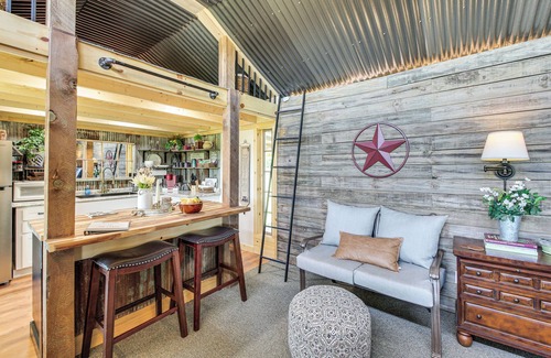 Curtis Apartamento | Fish, Swim & Tube: Okolona Studio w/ Pond Access