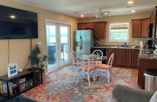 Carrabelle Casa | Fisherman's access and relaxation in a 2BR 2BA on River with Dock, Pet friendly!