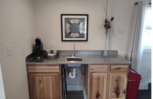 Coinjock Casa | Fisherman's Bend - Patio on ICW - Dog Friendly!