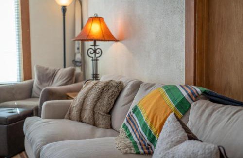 Livingston Casa | Fisherman's Bungalow