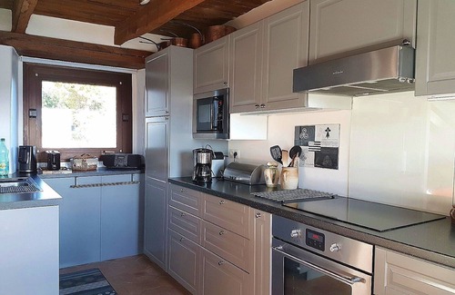 Cote de Granit Rose Casa | Fisherman's cottage - Sea view - South-facing terrace (3 bedrooms, sleeps 6, 2 bathrooms)