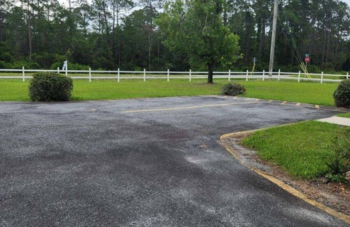 Carrabelle Casa | FISHERMAN'S PARADISE!! Cozy home 2 minutes to the Gulf