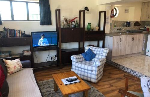 Fish Hoek Casa | Fisherman's Watch Cottage