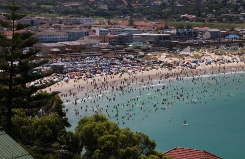 Fish Hoek Casa | Fisherman's Watch Cottage