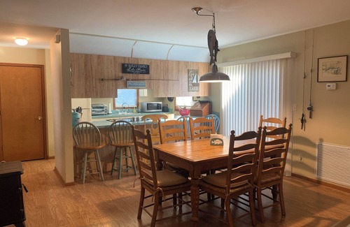 Lorida Cabaña | Fisherman’sdream on Lake Istokpoga inHighlands county home of 84 lakes.