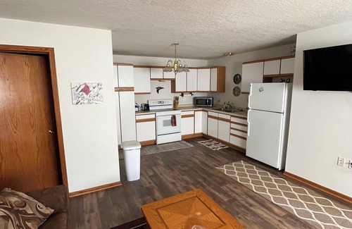 Hackensack Apartamento | Fishing for a room..we've got a great catch!! Excellent location near Woman Lake