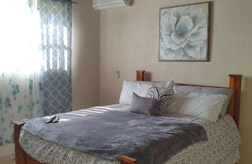 Rolleville Apartamento | Fishtails Palms