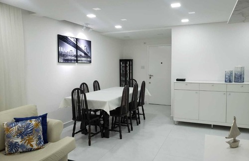 Pompeia Apartamento | FIT ON THE BEACH BLOCK, WITH A VIEW TO THE SEA AND 1 SPACE! INCREDIBLE!!!