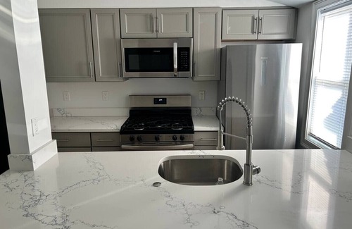Fitchburg Apartamento | Fitchburg quiet side modern 2BD.