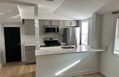 Fitchburg Apartamento | Fitchburg quiet side modern 2BD.