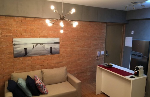 Pinheiros Apartamento | NOVINHO APT, COSY, CERCA DE METRO, WI FI RÁPIDO, Netflix