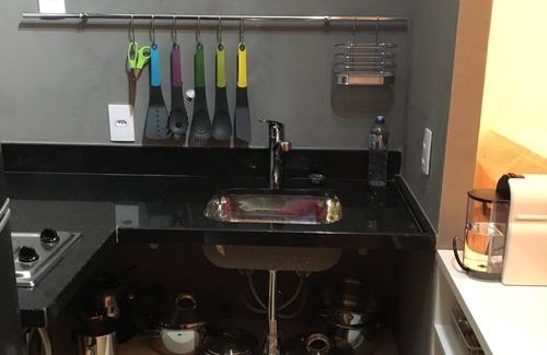 Pinheiros Apartamento | NOVINHO APT, COSY, CERCA DE METRO, WI FI RÁPIDO, Netflix
