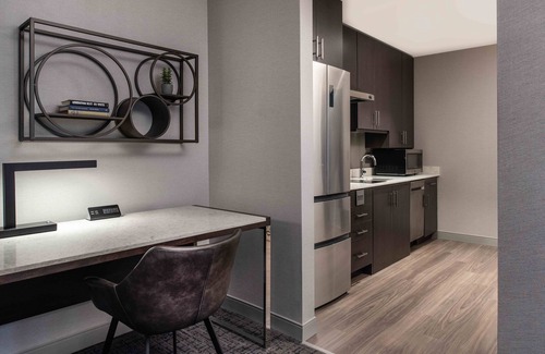Quincy Apartamento | Gimnasio + desayuno gratis | A solo 7 millas del centro de Boston