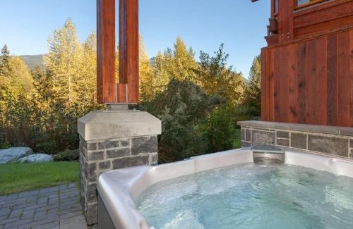 Whistler Casa | Fitzsimmons Walk 26 by Outpost Whistler