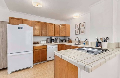 Capitola Casa | Five Bedroom Beachfront Home in Capitola Village
