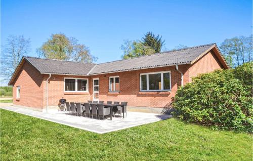 Kibaek Casa | Five-Bedroom Holiday Home In Kibak