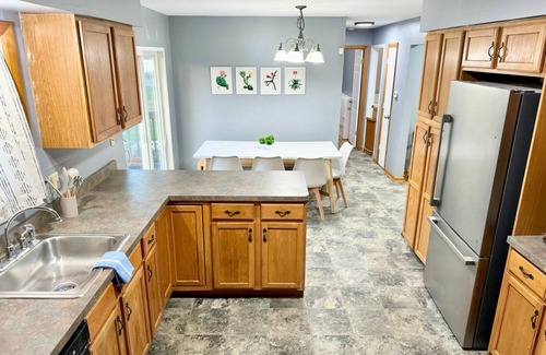 Rotterdam Casa | Entire Home in Schenectady, NY